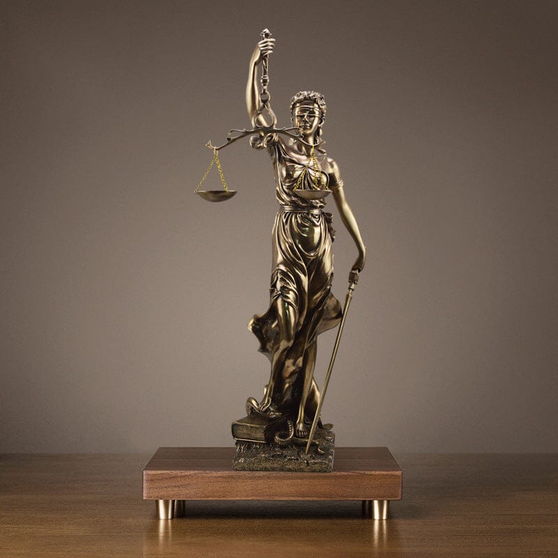 Justevara - Sculptură decorativă Doamna Justiție