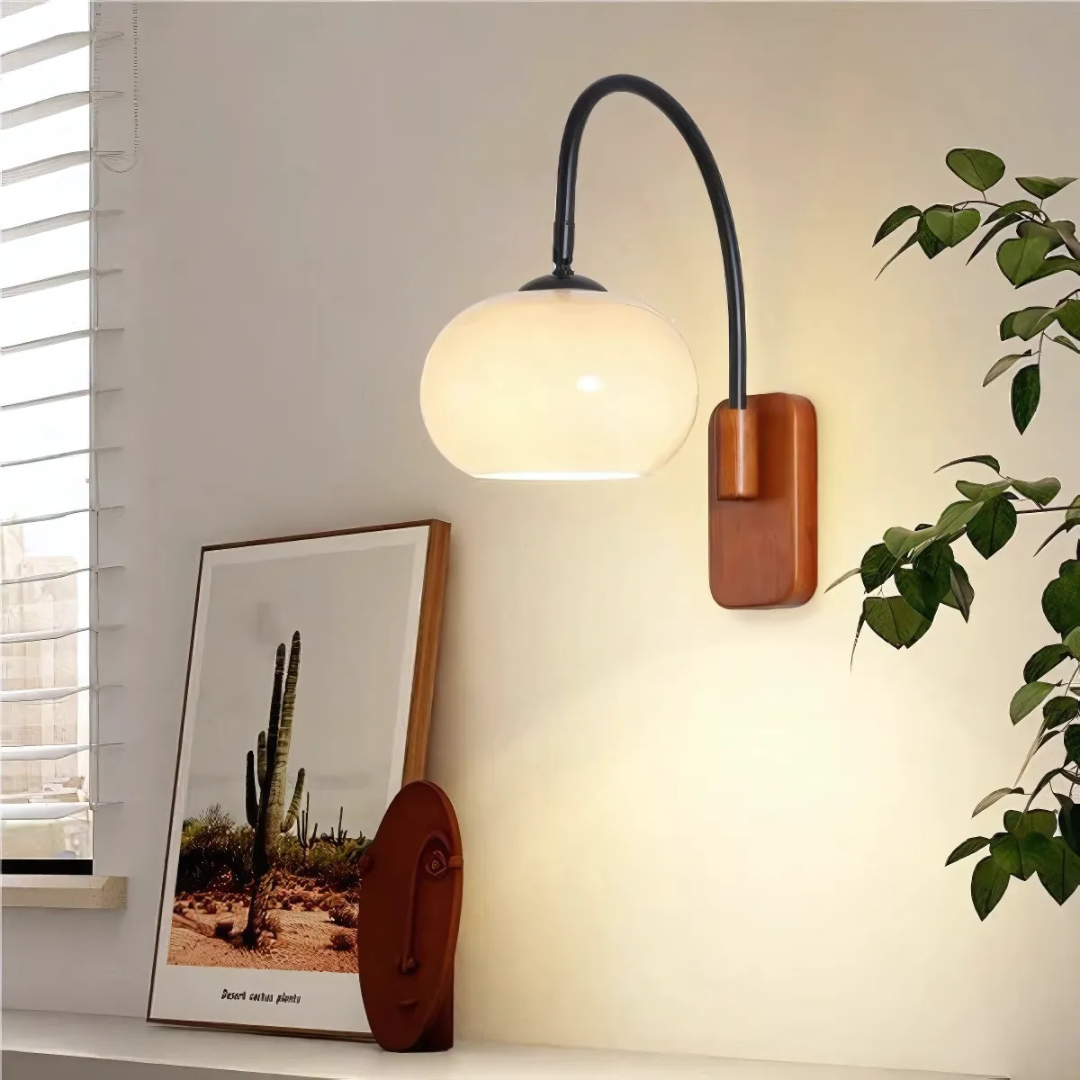 Lumos - Draaibare Bauhaus Glas Wandlamp
