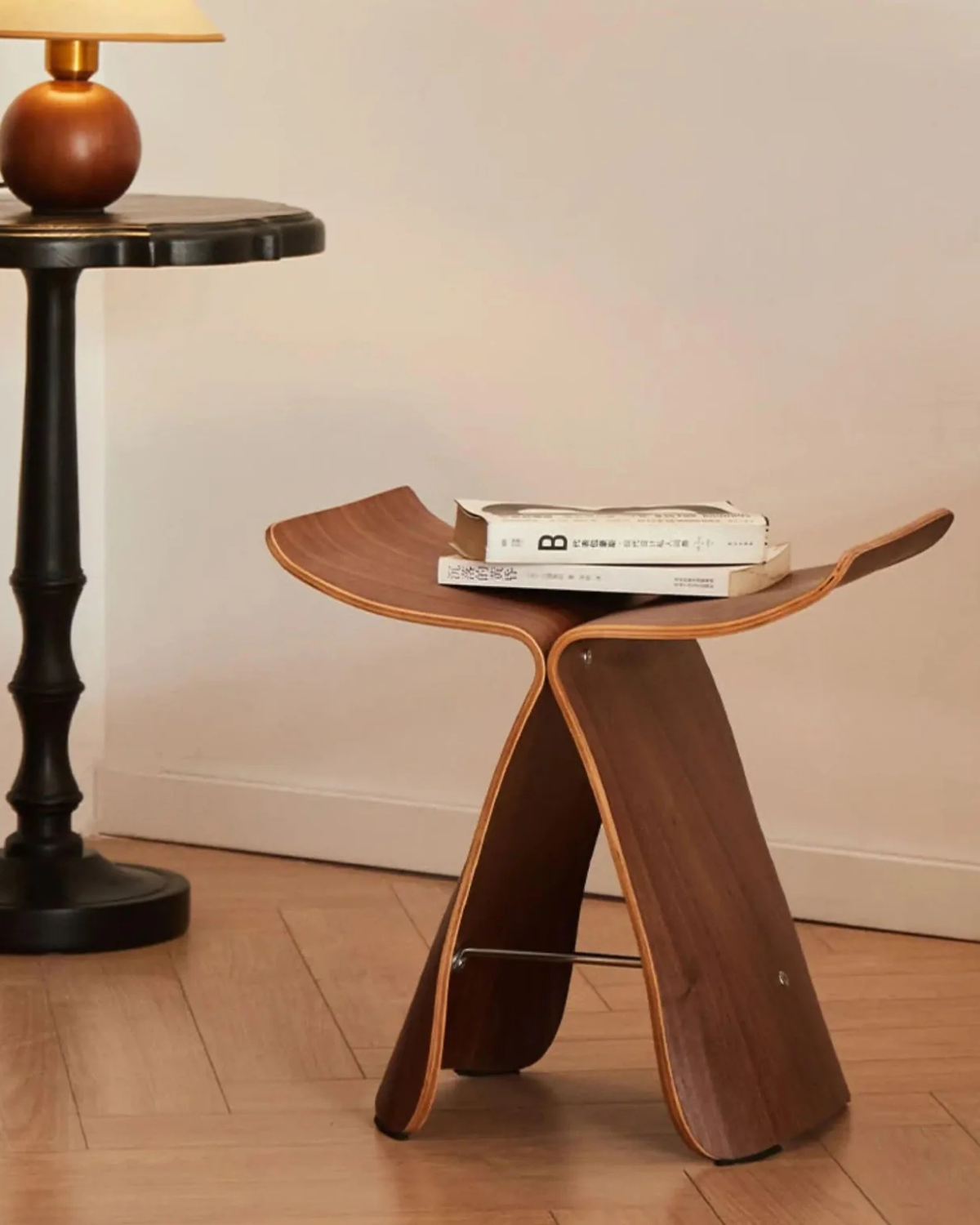 Kyra - Vintage Vlinder Bijzettafel