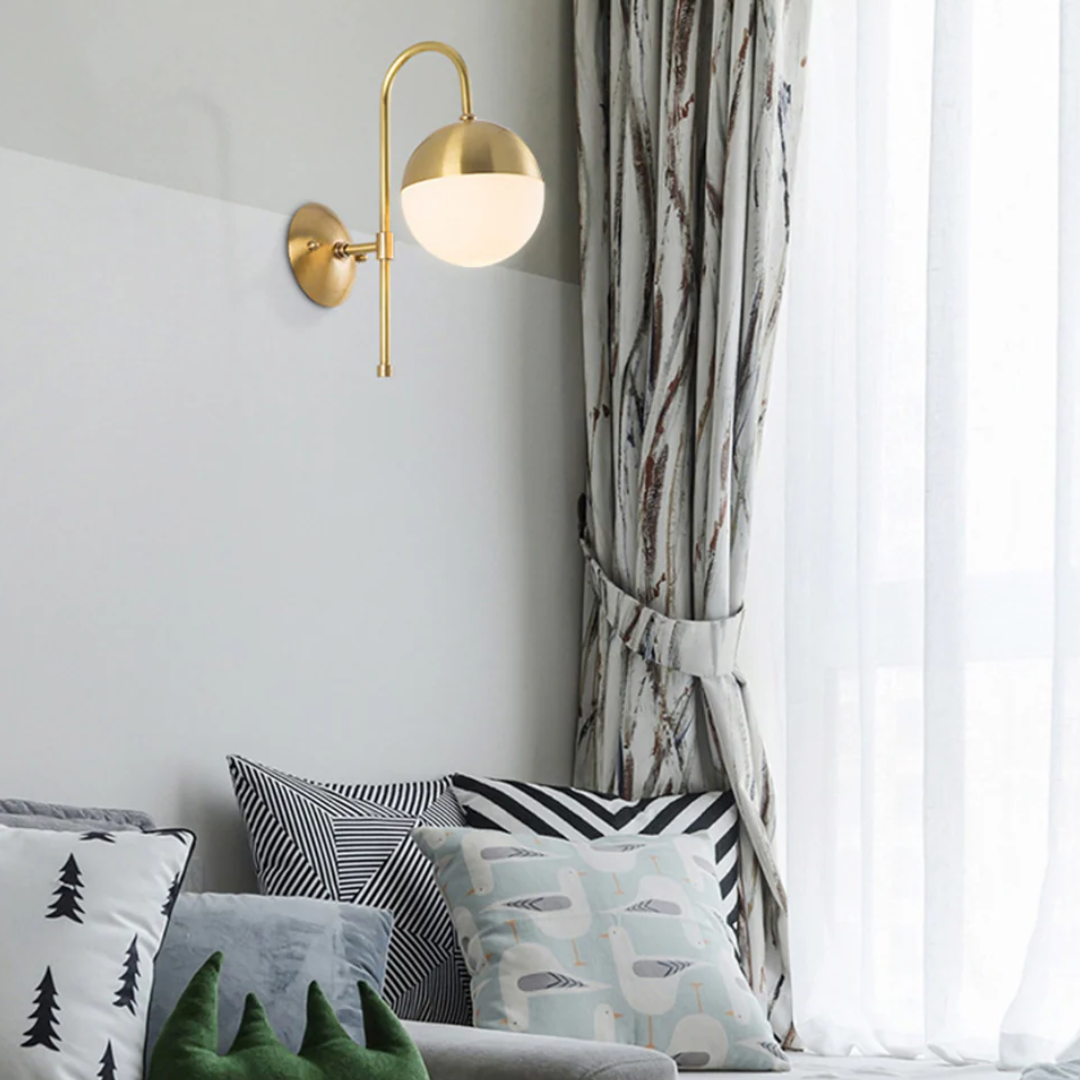 Hostilian - Scandinavische Wandlamp