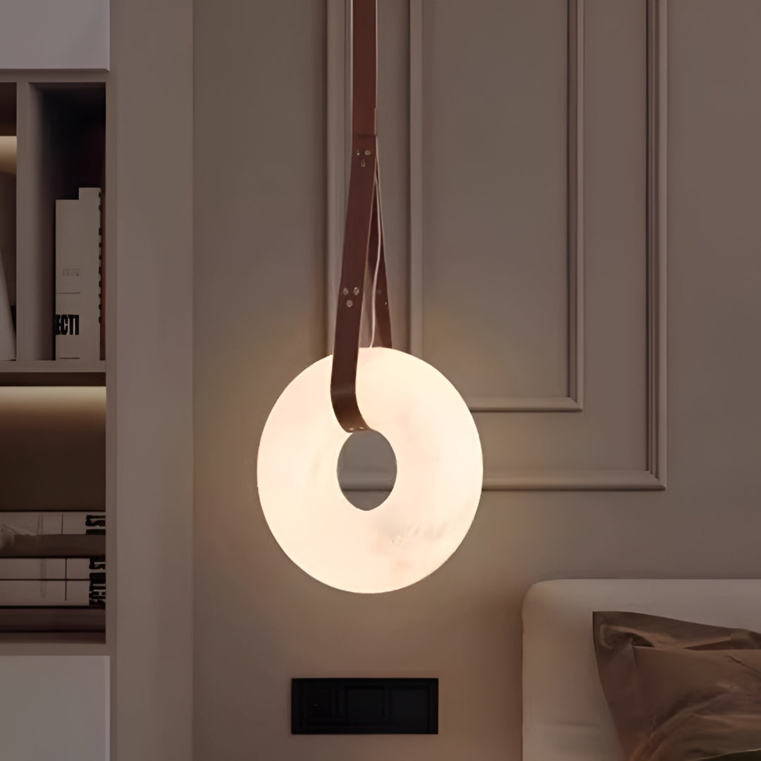 Alavian – Alabaster Leather Pendant Lamp