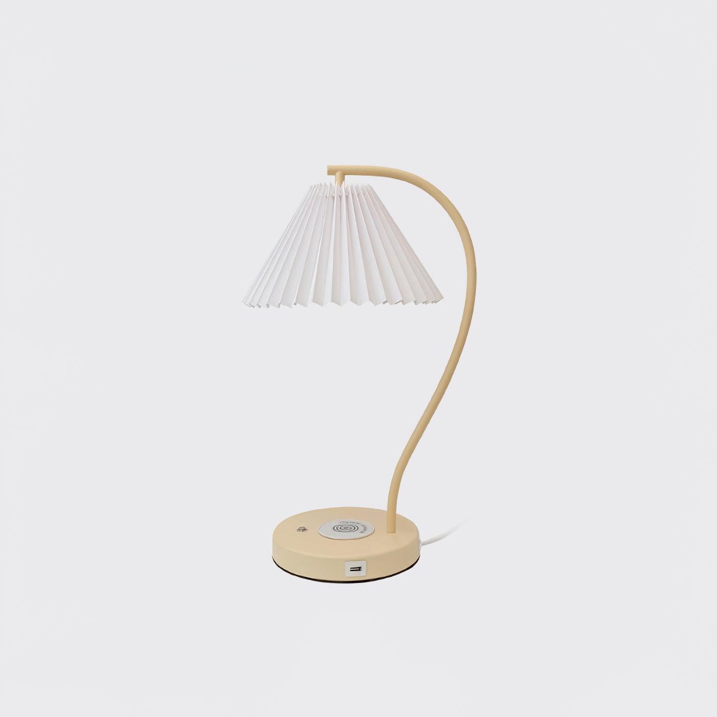 Vaelora – Pleated Table Lamp with Timeless Grace