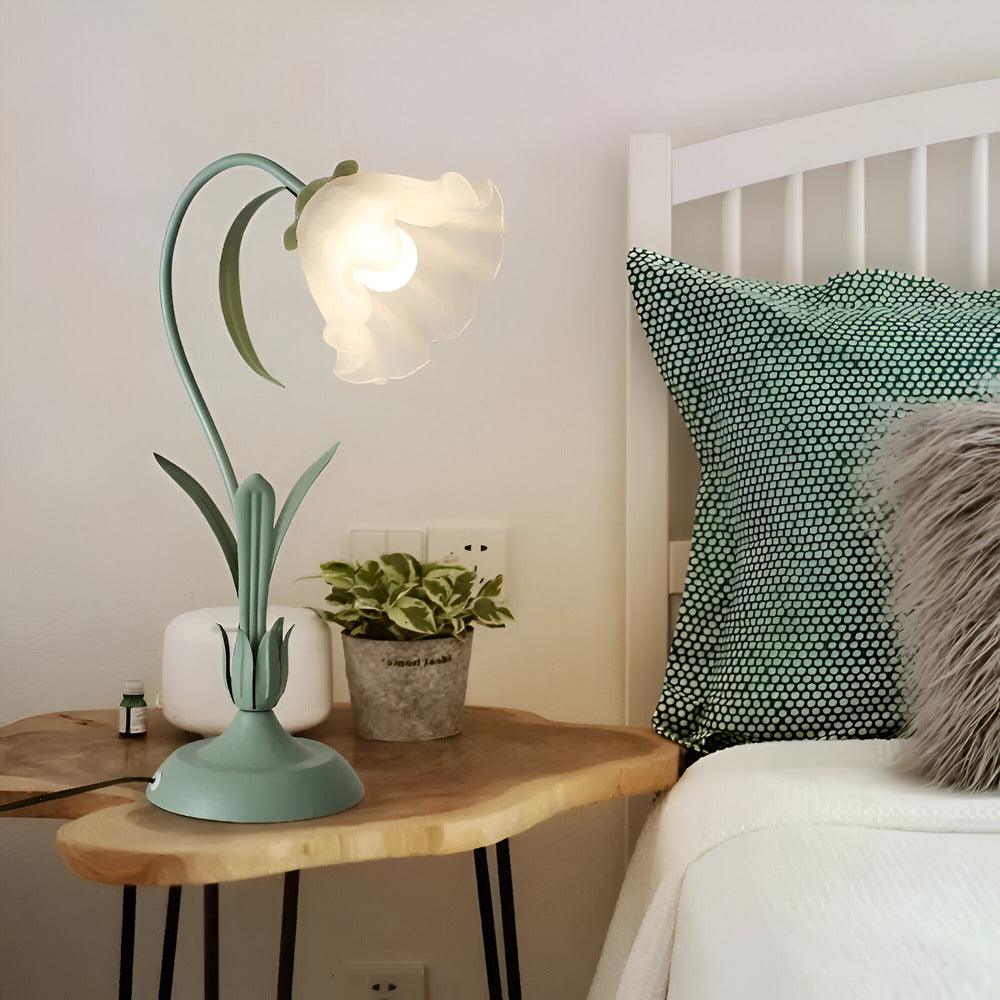 Talia - Antieke Tafellamp Frans Ontwerp met Bloemenmotief