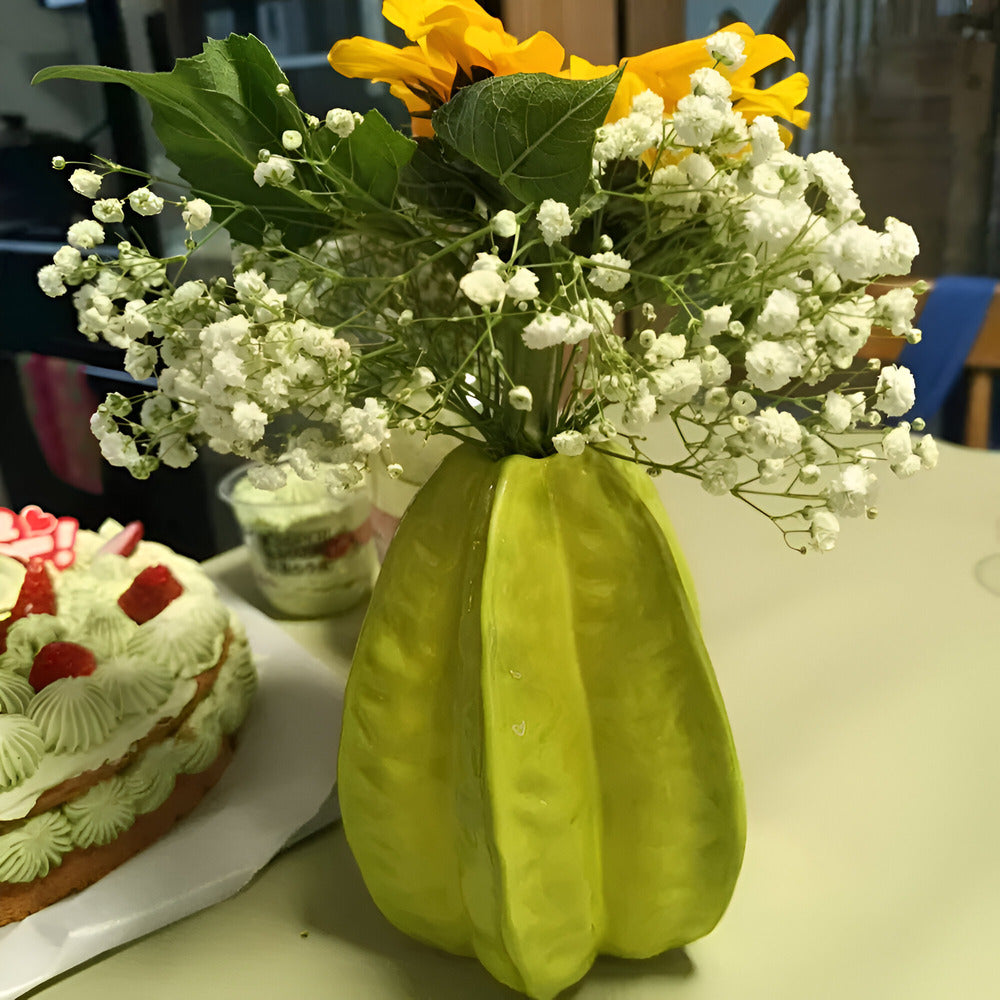 Nerithia - Ambachtelijke Keramieken Bloemenvaas in Stervruchtvorm