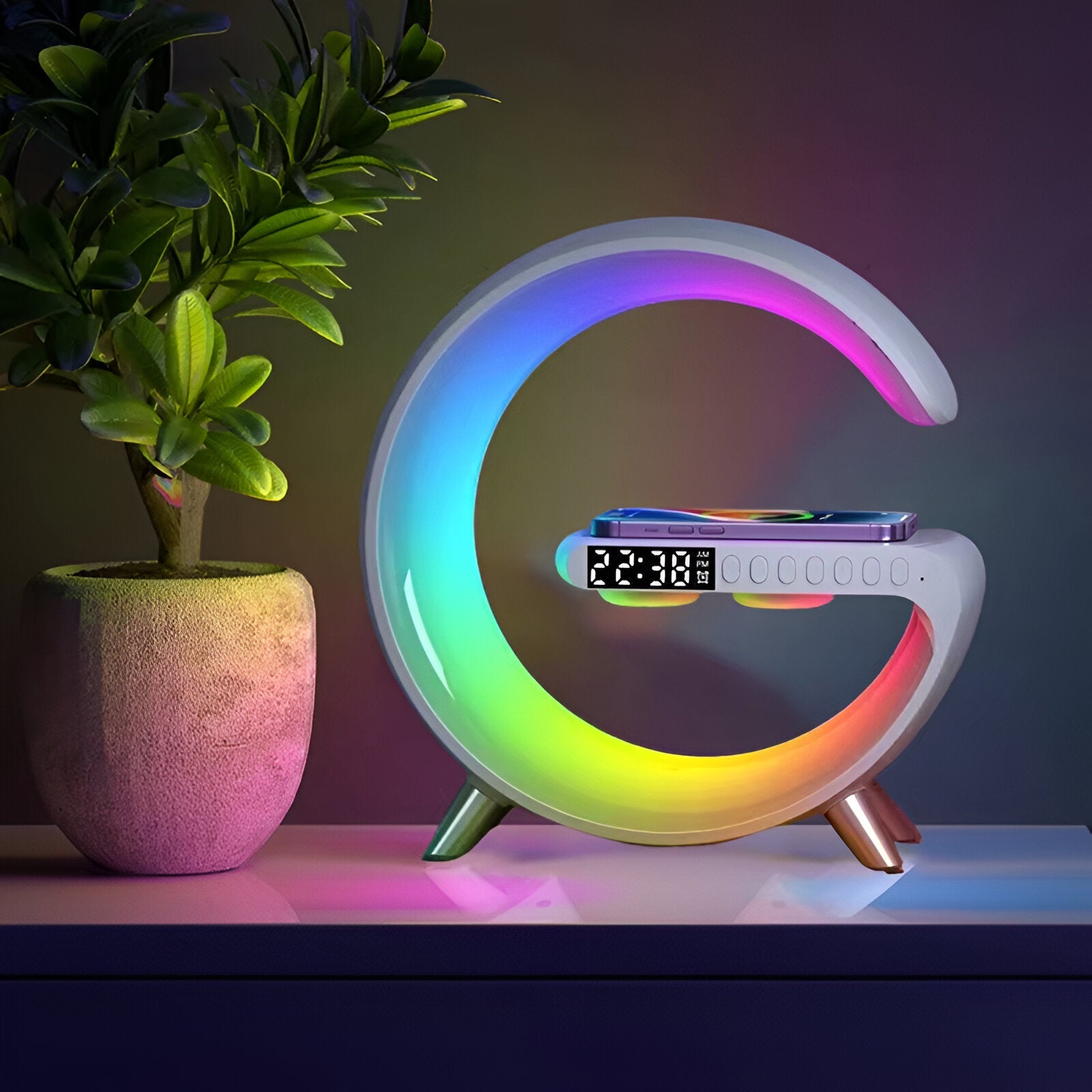 Veliora - Stijlvol G-vormig Nachtlampje met Draadloos Oplaadstation en Klok