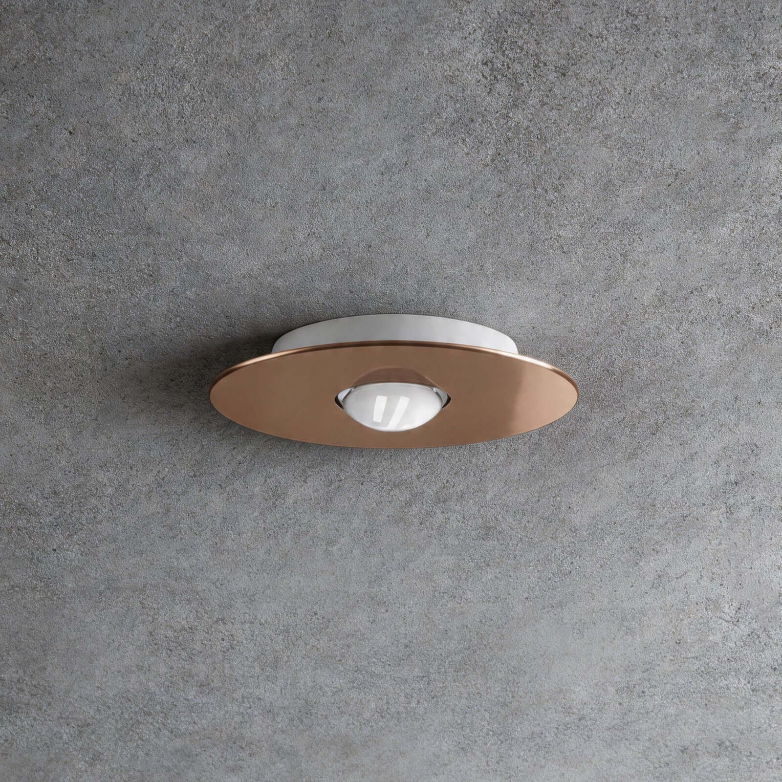 Veluné – Minimalist Ceiling Lamp