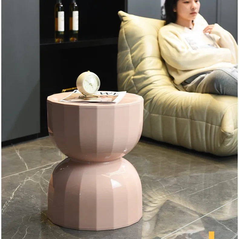 Evadirae - Scandinavische Zandloper Bijzettafel met Creatief Design