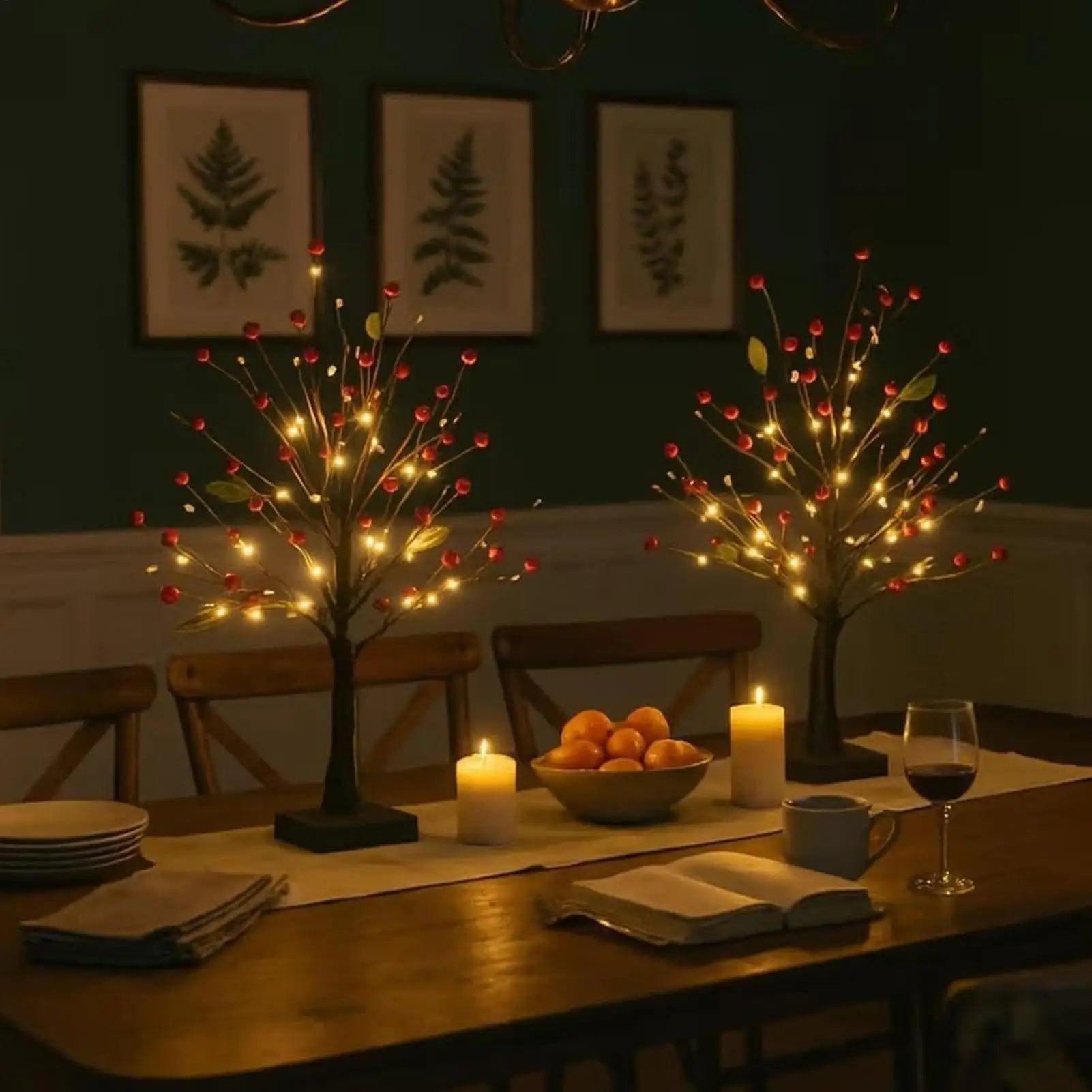 Briella – Verlichte Kerstboom met Rode Bessen voor Tafeldecoratie