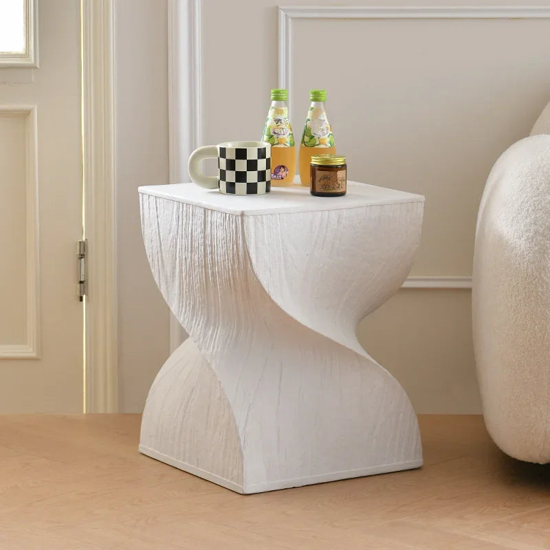 Elarithia - Nordic Bijzettafel met Houtlook