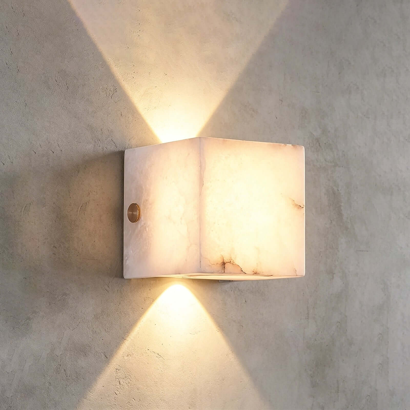Trevon – Modern Wall Lamp