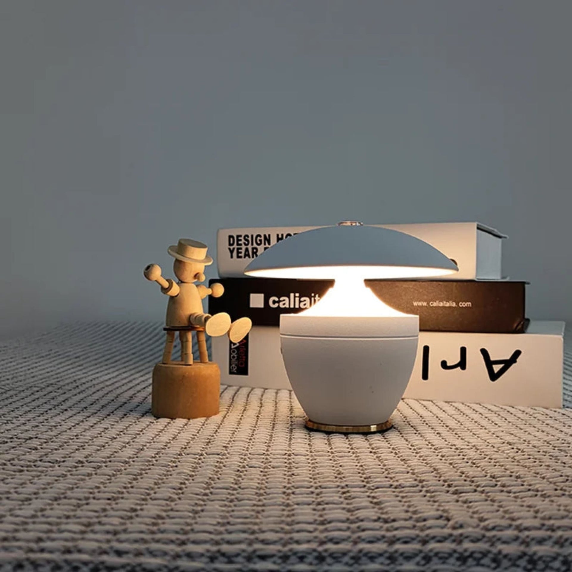 Brisora - Moderne Draadloze LED Tafellamp Minimalistisch Ontwerp Oplaadbaar