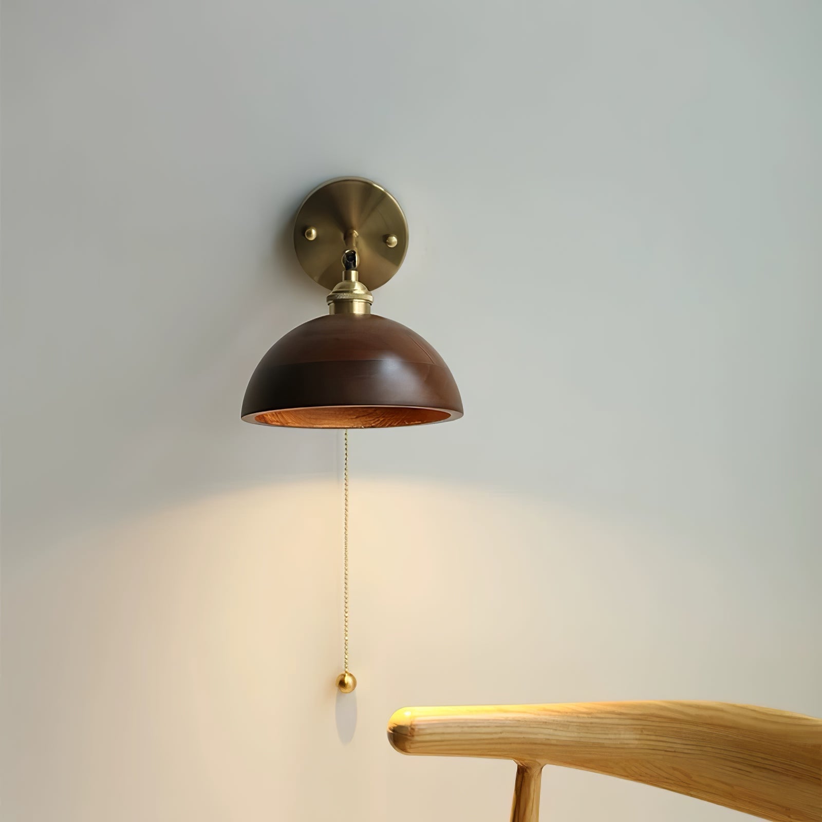 Aventia - Scandinavische Walnoot Houten Wandlamp