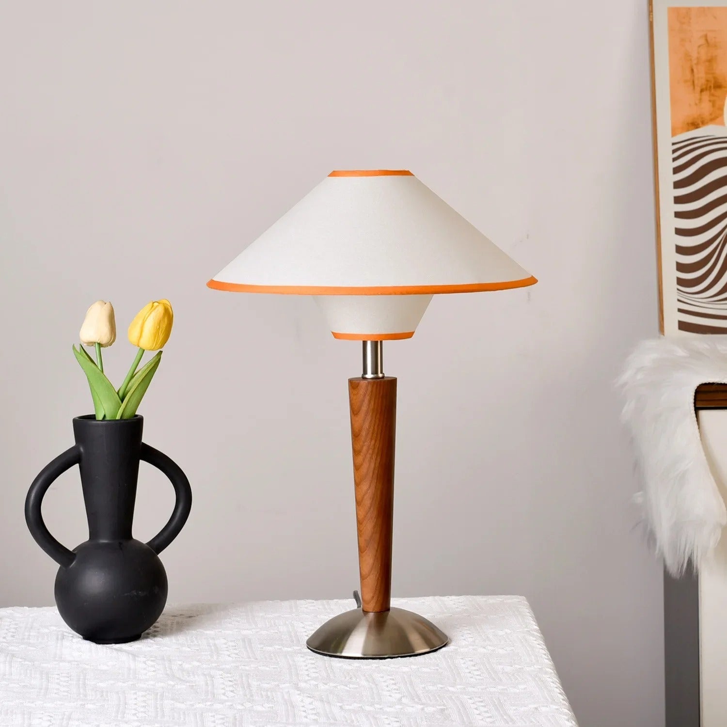 Orona – Mid-Century Conical Table Lamp