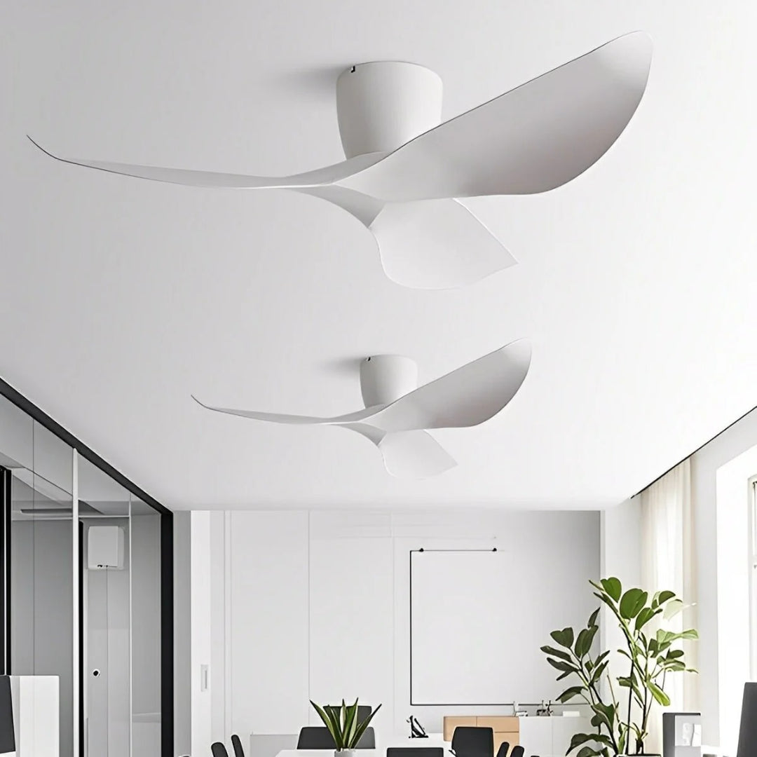 Nelvarn – Minimalista mennyezeti ventilátor lapátokkal