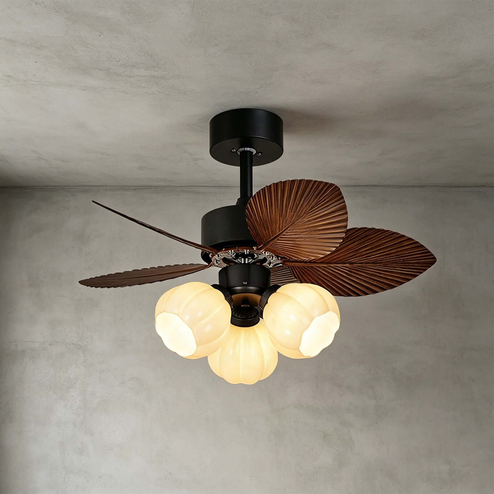 Sylveron – Ceiling Fan with Lighting