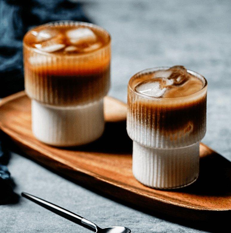 Glaséra – Elegant Ribbed Glass Set with Timeless Appearance