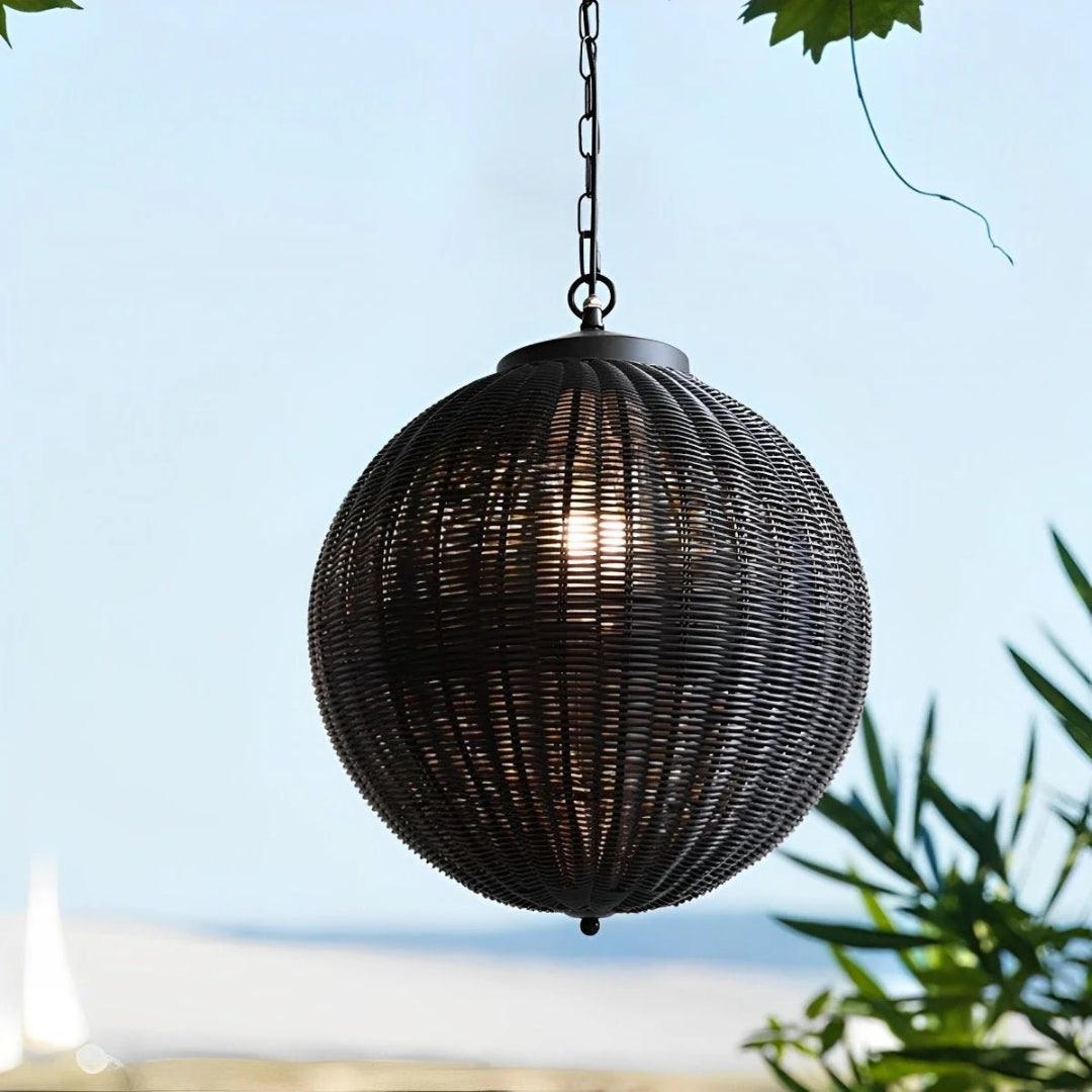 Solvéran – Round Rattan Hanging Lamp for Outdoor Use